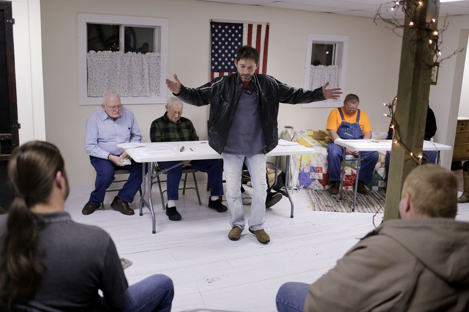 1004620462 CAUCUS-RURAL_235.jpg